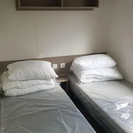 Aventura Camping4* 6/8pers Kemp