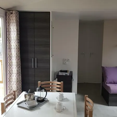 Aventura Camping4* 6/8pers